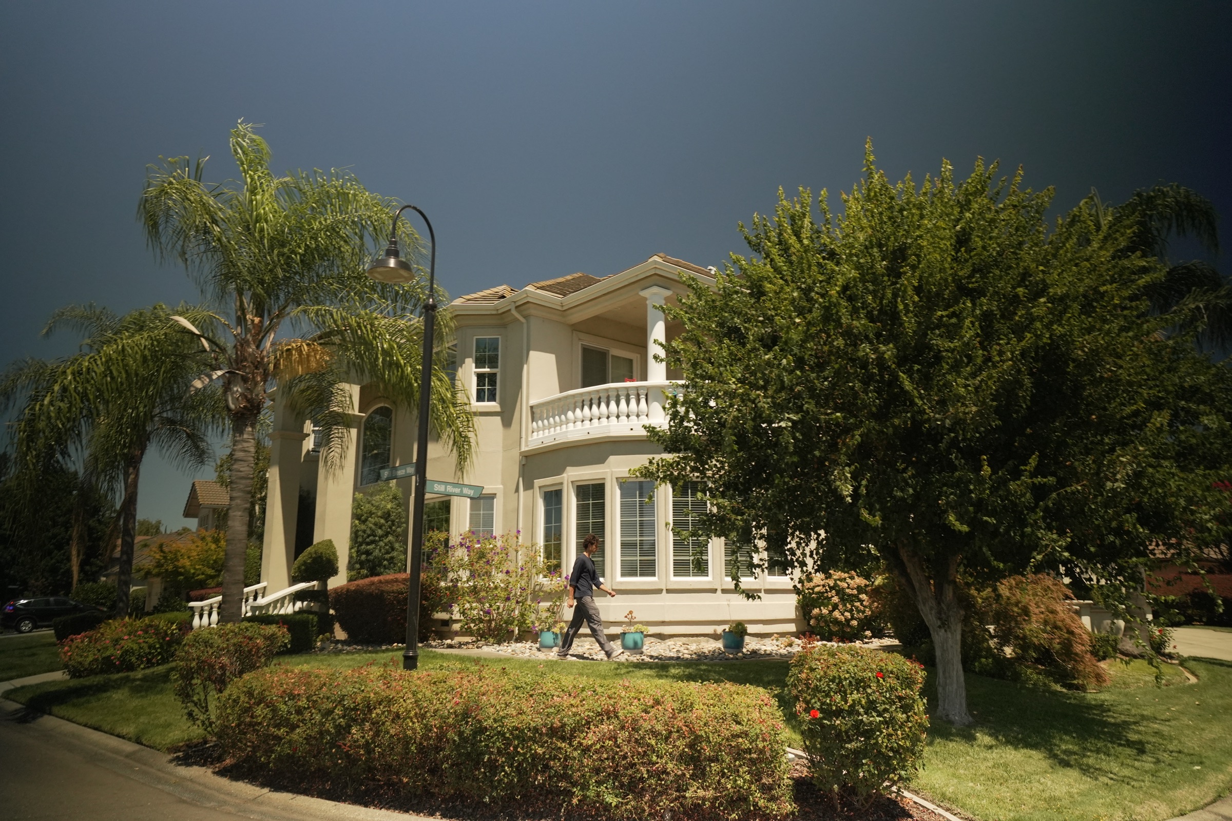 Dune Home Services window cleaning
